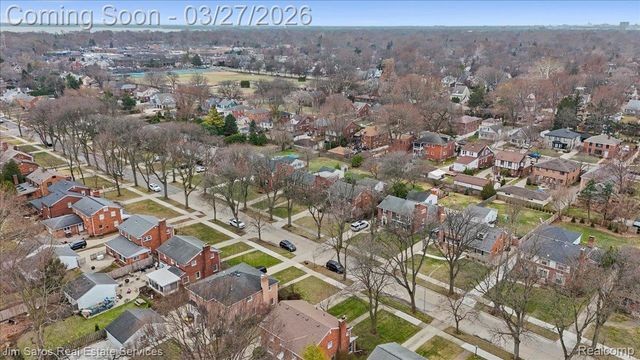 789 Lakeland Street, Grosse Pointe, MI 48230