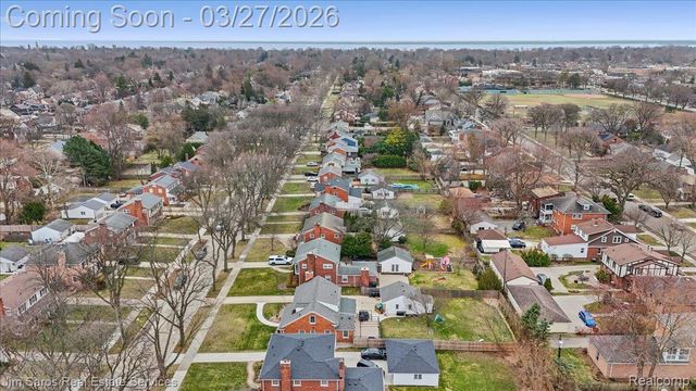 789 Lakeland Street, Grosse Pointe, MI 48230