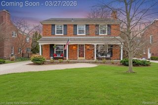 789 Lakeland Street, Grosse Pointe, MI 48230