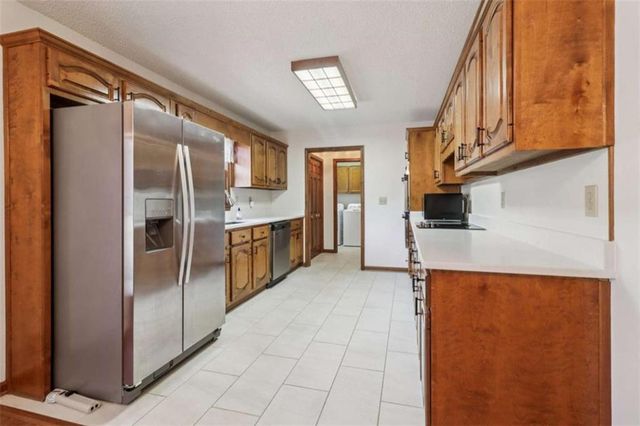 3180 NE Spring Lake NE Drive, Conyers, GA 30013