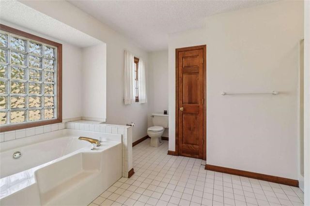 3180 NE Spring Lake NE Drive, Conyers, GA 30013