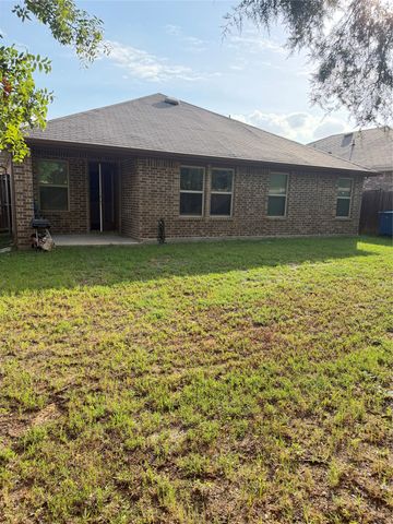 1304 Broaddus Road, Forney, TX 75126