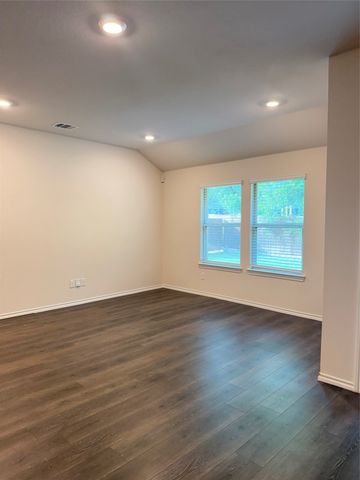 1304 Broaddus Road, Forney, TX 75126