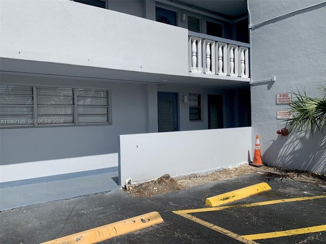 1333 E Hallandale Blvd 143, Hallandale Beach, FL 33009