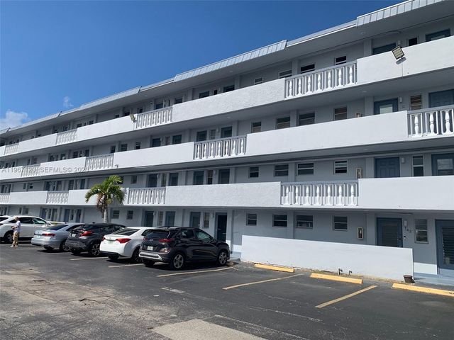 1333 E Hallandale Blvd 143, Hallandale Beach, FL 33009