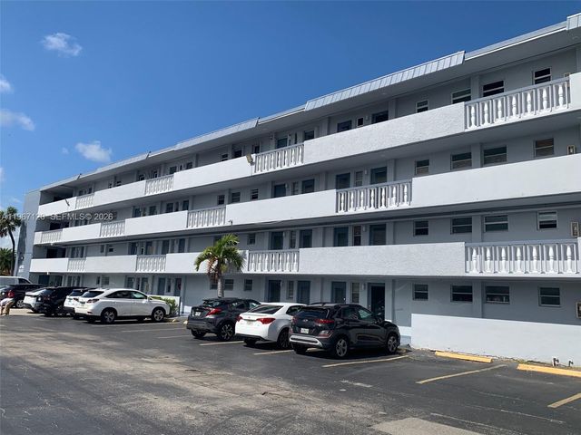 1333 E Hallandale Blvd 143, Hallandale Beach, FL 33009
