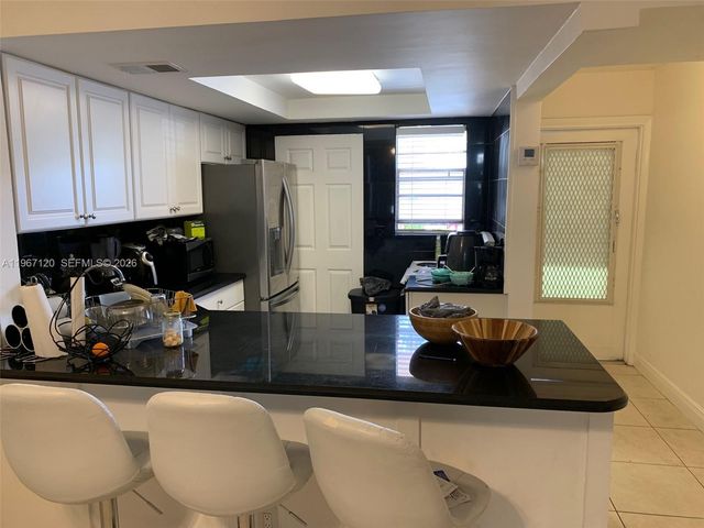 1333 E Hallandale Blvd 143, Hallandale Beach, FL 33009