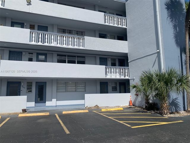 1333 E Hallandale Blvd 143, Hallandale Beach, FL 33009