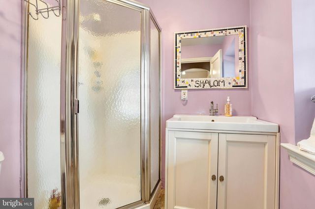 284 TRENT RD, Wynnewood, PA 19096