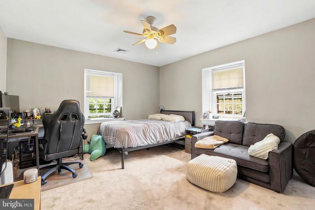 284 TRENT RD, Wynnewood, PA 19096