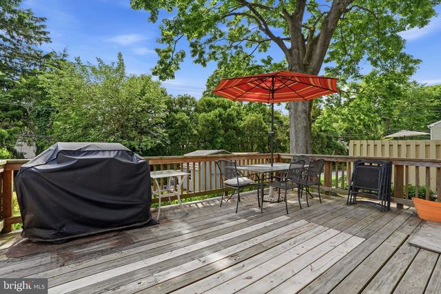 284 TRENT RD, Wynnewood, PA 19096