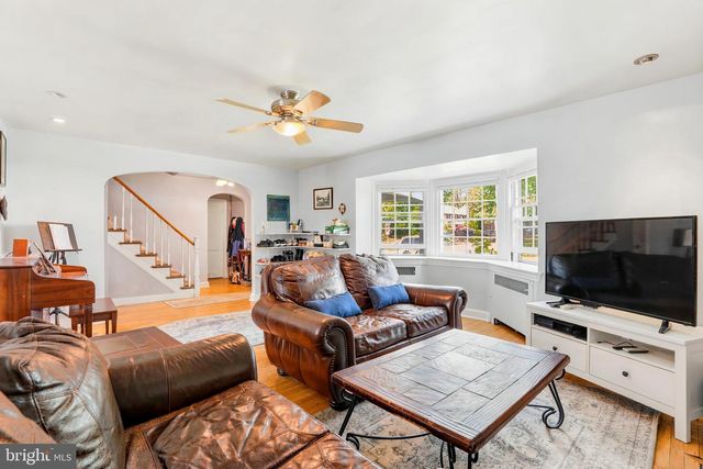 284 TRENT RD, Wynnewood, PA 19096