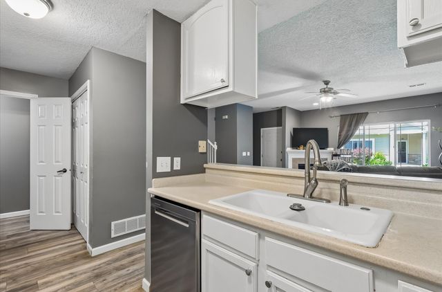 1224 NE 8th Lane, Ankeny, IA 50021