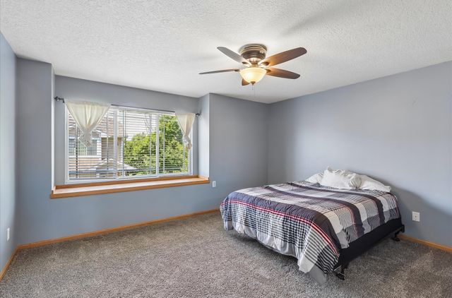 1224 NE 8th Lane, Ankeny, IA 50021