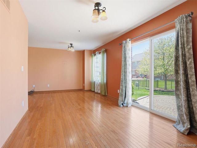 38257 Plumhollow Drive, Sterling Heights, MI 48312