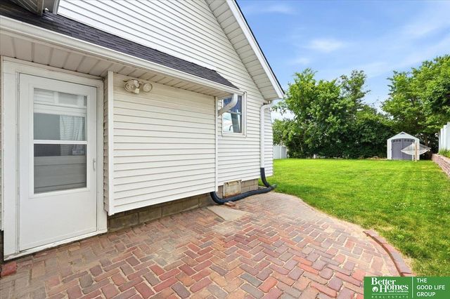 4682 Pierce Street, Omaha, NE 68106