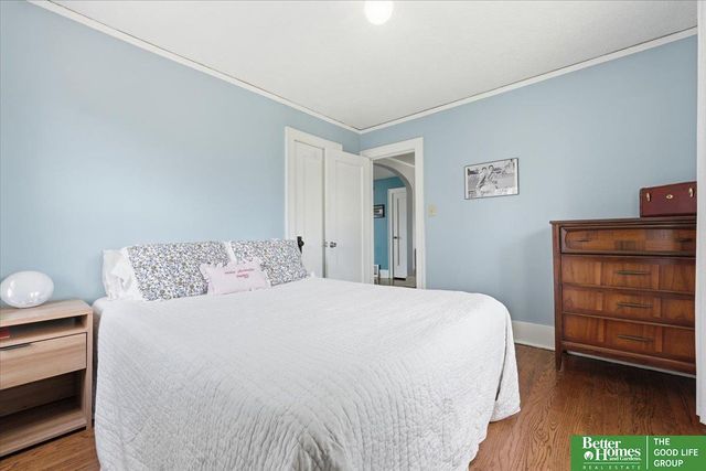 4682 Pierce Street, Omaha, NE 68106
