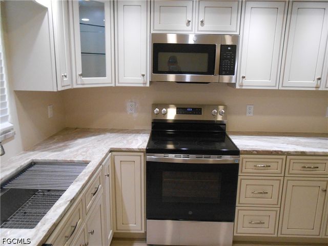 357 Joel BLVD 112, Lehigh Acres, FL 33936