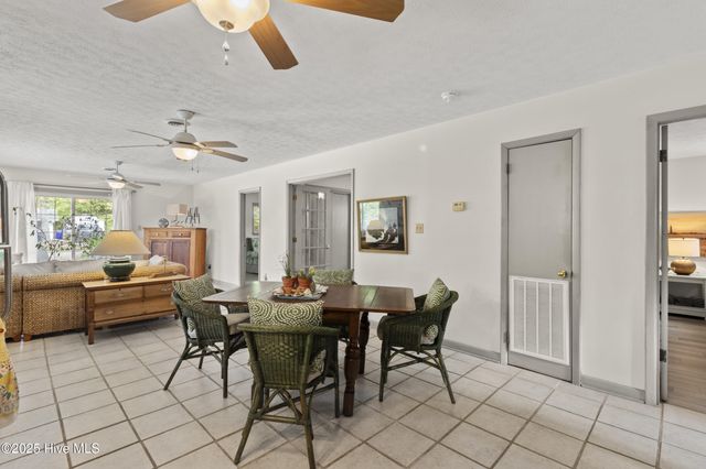 116 SE 8th Street, Oak Island, NC 28465