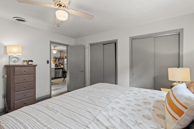 116 SE 8th Street, Oak Island, NC 28465