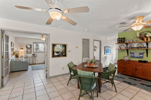 116 SE 8th Street, Oak Island, NC 28465