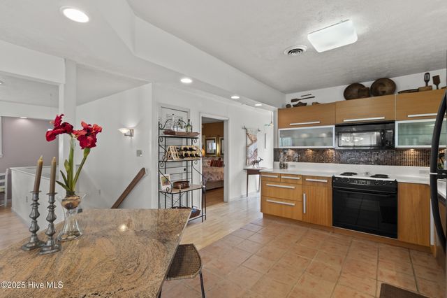 116 SE 8th Street, Oak Island, NC 28465