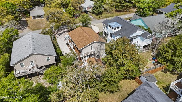 116 SE 8th Street, Oak Island, NC 28465