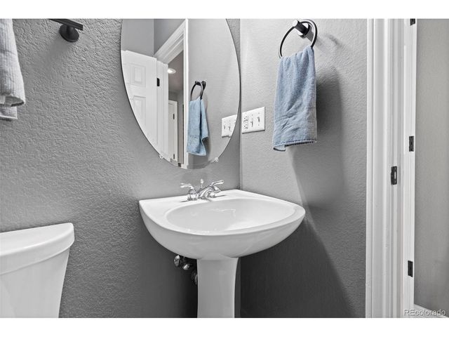 12 S Monroe St, Denver, CO 80209