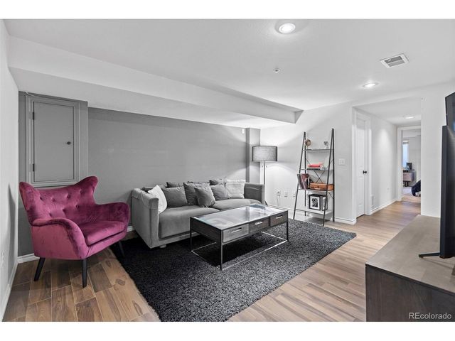 12 S Monroe St, Denver, CO 80209