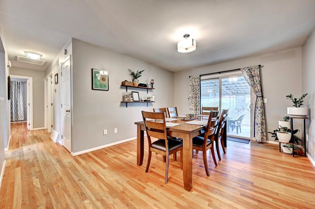 147 Raintree Road, Florence, KY 41042