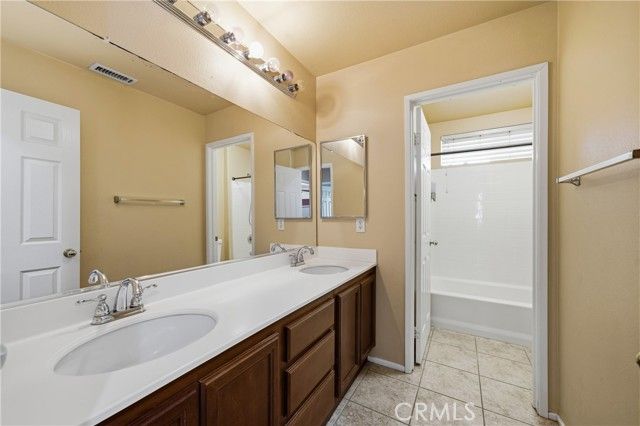 17891 Robusta Drive, Riverside, CA 92503