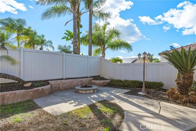 17891 Robusta Drive, Riverside, CA 92503