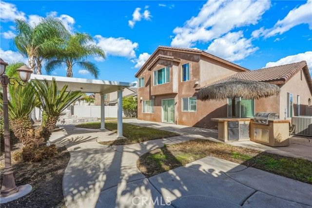 17891 Robusta Drive, Riverside, CA 92503