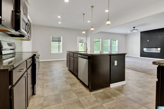 110 Sanie COVE LANE, Odenville, AL 35120