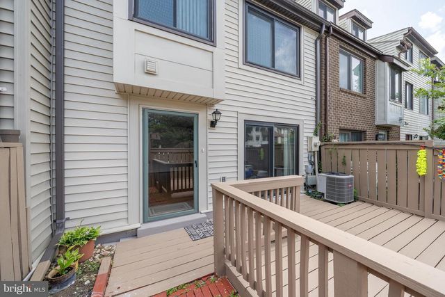 9943 FOREST VIEW PL, Gaithersburg, MD 20886