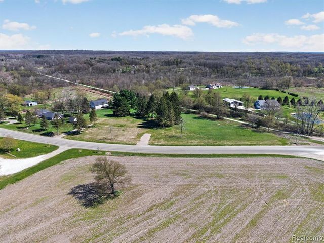 VL 2.86 Acres W M-36, Pinckney, MI 48169