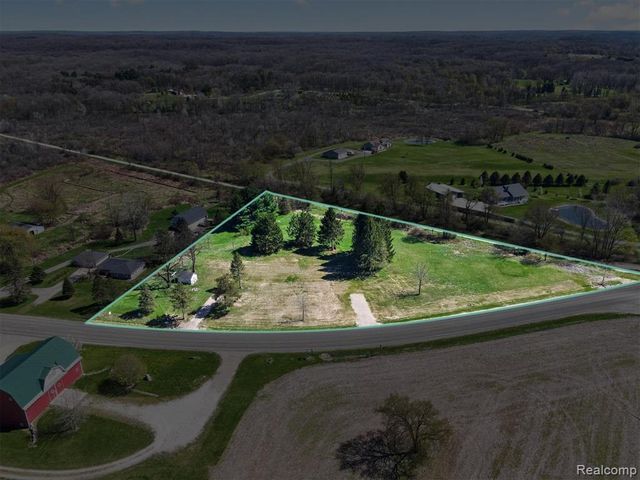 VL 2.86 Acres W M-36, Pinckney, MI 48169