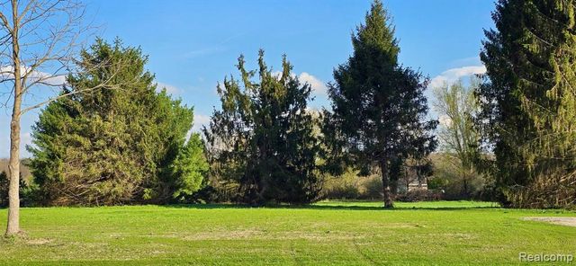 VL 2.86 Acres W M-36, Pinckney, MI 48169