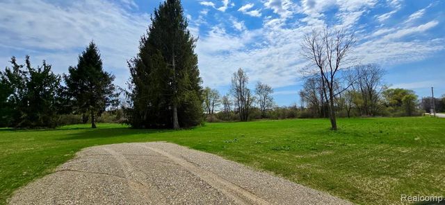 VL 2.86 Acres W M-36, Pinckney, MI 48169