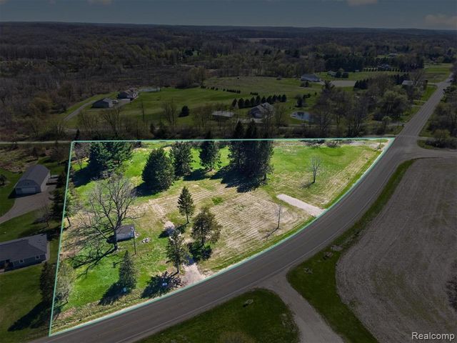 VL 2.86 Acres W M-36, Pinckney, MI 48169
