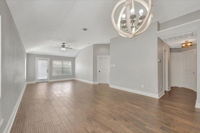1289 Pinto Pass, Alvin, TX 77511