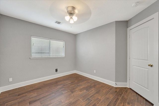 1289 Pinto Pass, Alvin, TX 77511