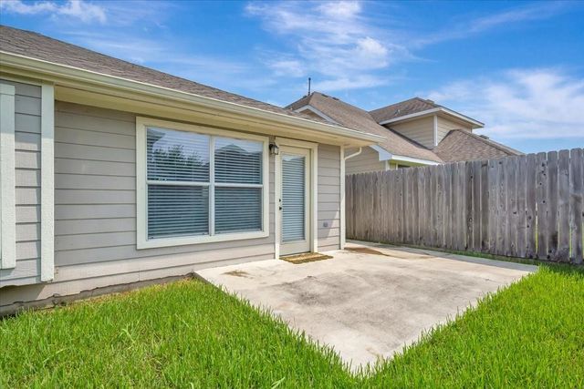 1289 Pinto Pass, Alvin, TX 77511
