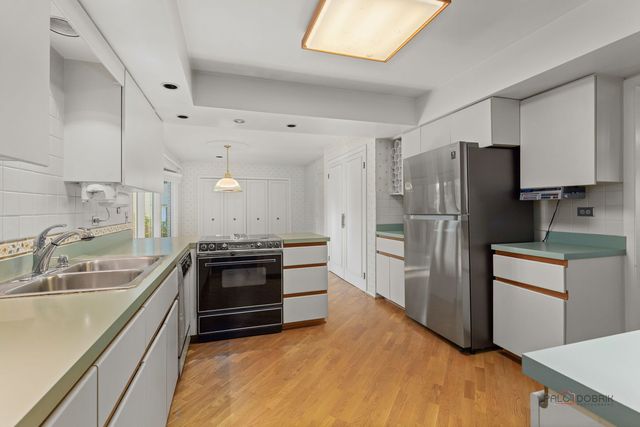 9230 N Major Avenue, Morton Grove, IL 60053