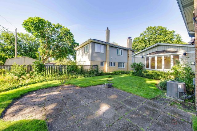 9230 N Major Avenue, Morton Grove, IL 60053
