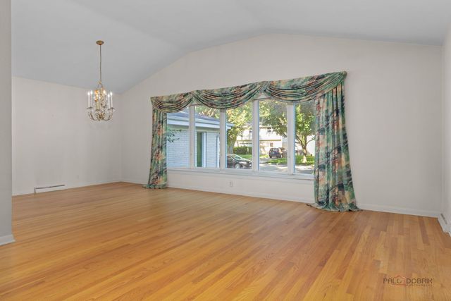 9230 N Major Avenue, Morton Grove, IL 60053