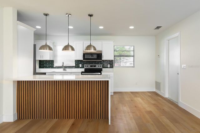 1624 VALEVIEW COURT, Apopka, FL 32712