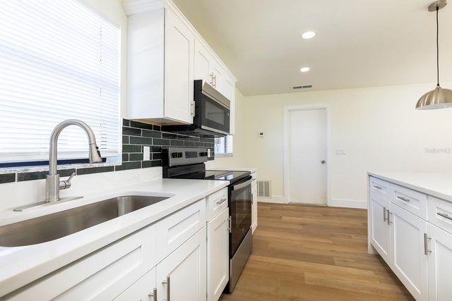 1624 VALEVIEW COURT, Apopka, FL 32712