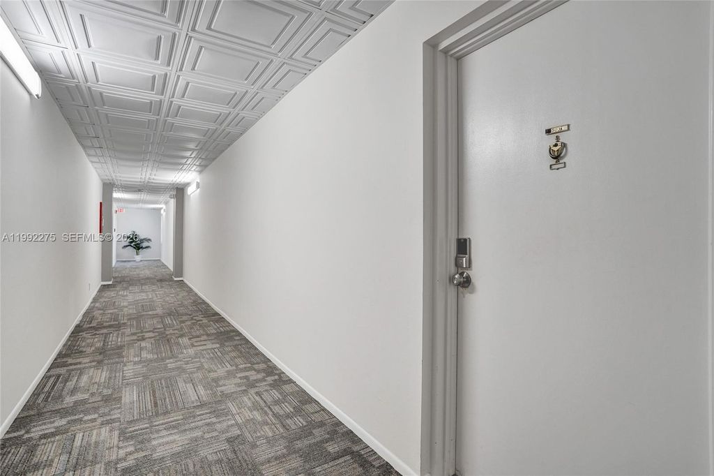 Image 30 of property listing at 400 N Riverside Dr 503, Pompano Beach, FL 33062