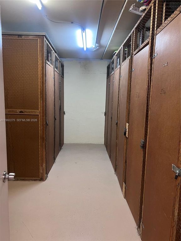 Image 32 of property listing at 400 N Riverside Dr 503, Pompano Beach, FL 33062